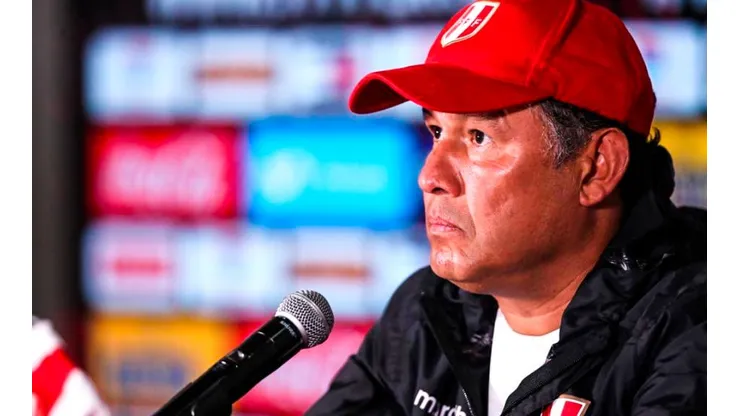 Reynoso determinante sobre que Perú juegue las Eliminatorias en Arequipa