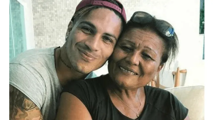 Paolo Guerrero espera el llamado de Alianza Lima