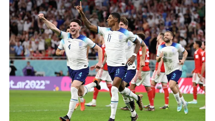 Marcus Rashford abrió el partido con un golazo de tiro libre