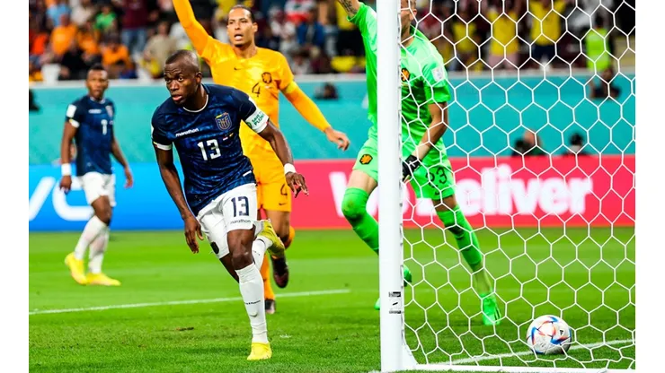 El 'pícaro' gol de Valencia para empatar el cotejo en Qatar 2022