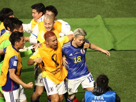 Takuma Asano, se vistió de Dennis Bergkamp hoy contra Alemania