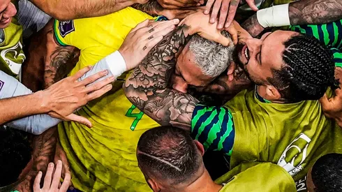 Prensa destaca a Richarlison y lo coloca como el '9' de Brasil para ganar el Mundial.