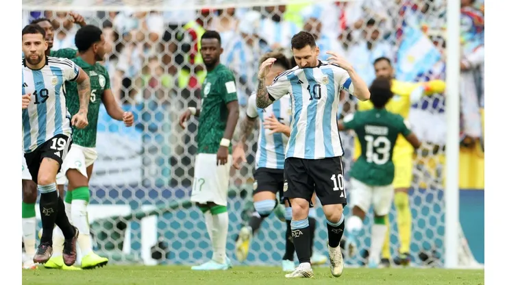Messi anotó de penal, pero no les alcanzó