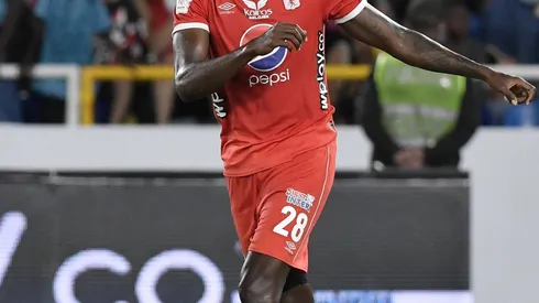 Volante del extranjero, sería el reemplazo de Gabriel Costa