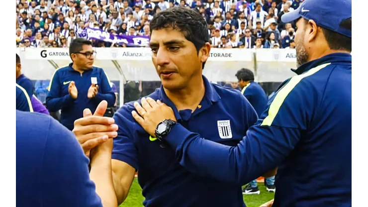 El arquitecto Salas, levantó a un equipo que perdió 8-1 y lo sacó campeón