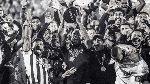 Dos figuras históricas de Alianza no saludaron al club por el bicampeonato. (Foto: Liga de Fútbol Profesional)