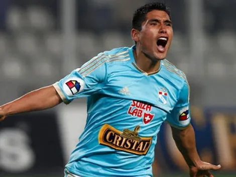 Golpazo Monumental: Universitario va por los goles de Irven Ávila