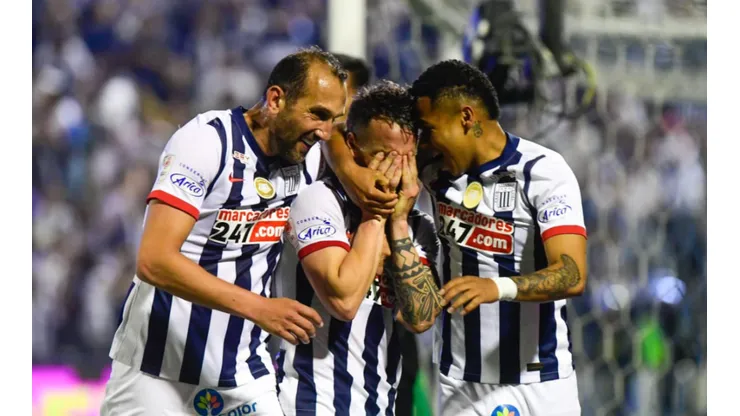 ¡ALIANZA LIMA ES EL BICAMPEÓN NACIONAL DEL FÚTBOL PERUANO!
