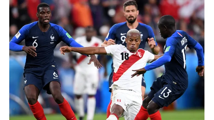 Kanté y Pogba no podrán ir por un nuevo título