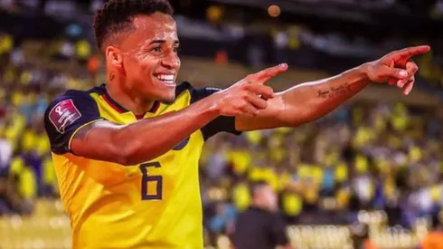 Byron Castillo cantó y bailó, tras el fallo del TAS