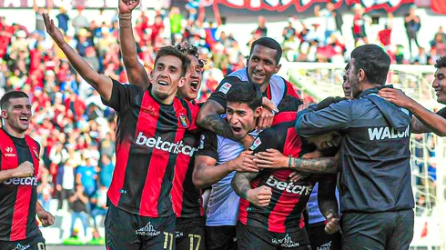 El equipo rojinegro ha logrado triunfos importantes en Lima.