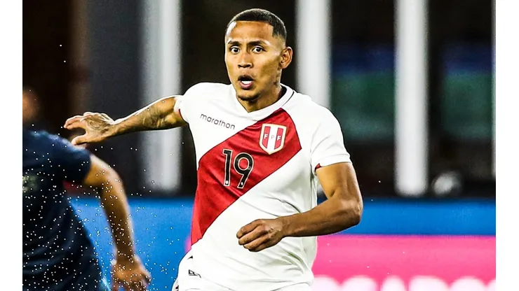 Inquietud absoluta en la Selección: Bryan Reyna abandonó práctica. (Foto: Federación Peruana de Fútbol)