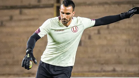 El guardameta aún no define su futuro.