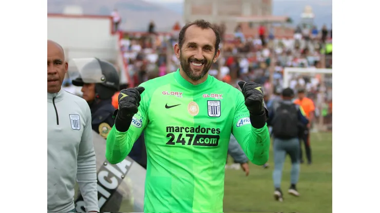 Hernán Barcos tras el triunfo de Alianza Lima ante Ayacucho FC. Foto: Edson Ochoa