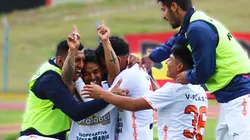 Los 'Zorros' se aferran a la Liga 1.