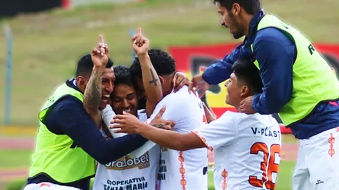 Los 'Zorros' se aferran a la Liga 1.