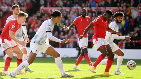 Nottingham dio el golpe en casa