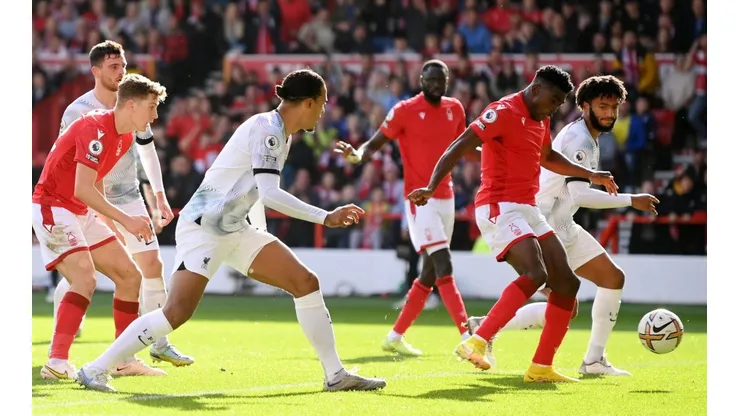 Nottingham dio el golpe en casa