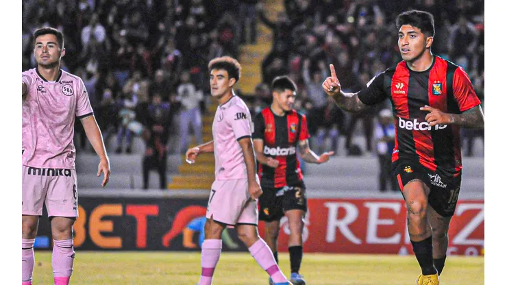 Luis Iberico anotó un doblete en el triunfo para los arequipeños.