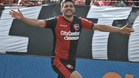 Boca Juniors con los peruanos Carlos Zambrano y Luis Advíncula pierde feo ante Newell's