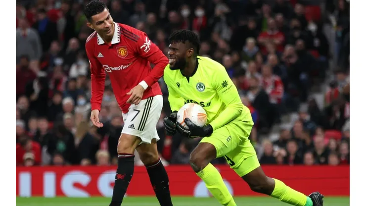 El arquero Francis Uzoho se llevó todas las miradas