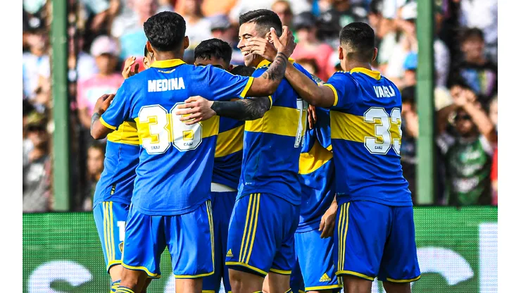 El equipo de Advíncula y Zambrano lidera el campeonato.