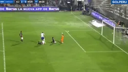 Grandiosa definición de Hernán Barcos después de un pase filtrado de Pablo Lavandeira