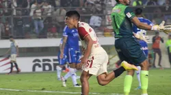 Piero Quispe pone el 3-0 para la goleada de Universitario frente a Mannucci. Foto: Liga de Fútbol Profesional