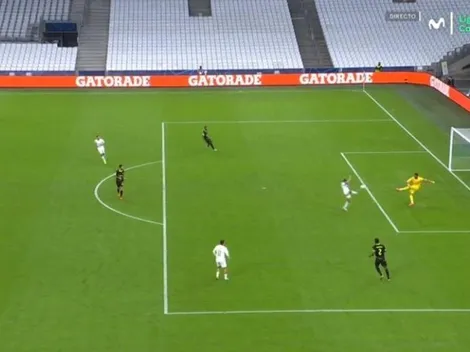 ¡El blooper del año! El gol de Alexis Sánchez que da la vuelta al mundo