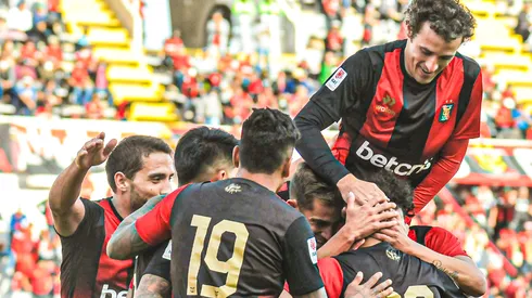 El 'Dominó' volvió a la senda del triunfo.