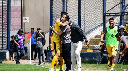 Lluvia de goles en la victoria de la Academia Deportiva Cantolao sobre Carlos Stein
