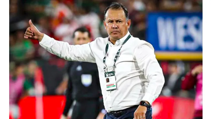 El dato irrefutable de Juan Reynoso en sus debuts
