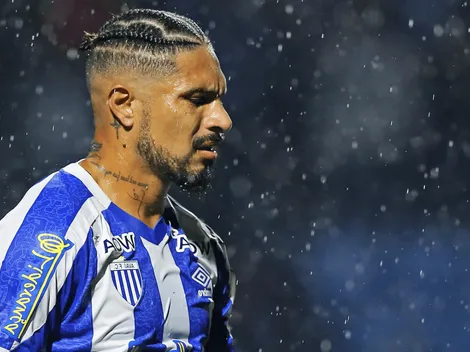 ¡Pide su retiro! Periodista brasileño lamenta el presente de Paolo Guerrero con Avaí