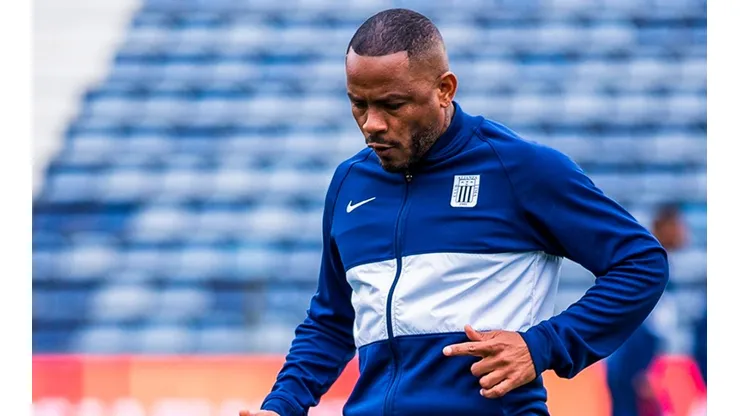 Aguirre reveló la mayor diferencia entre 'Chicho' Salas y Bustos. (Foto: Twitter Alianza Lima)