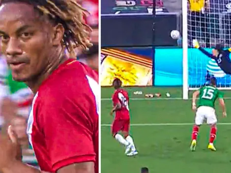 André Carrillo casi anota el 1-0 de Perú ante México en el Rose Bowl