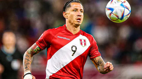 El atacante del Cagliari busca sorprender a sus hinchas.