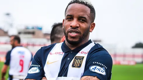 "Esperemos que Farfán esté relacionado a Alianza por mucho tiempo". (Foto: Liga de Fútbol Profesional)