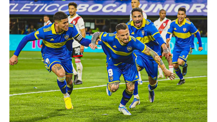 Darío Benedetto marcó el gol de la victoria.