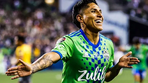 Ruidíaz se sumó al desafío viral y se burló de Alianza tras triunfo de la 'U'. (Foto: Getty Images)