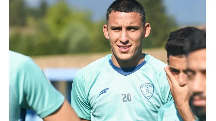 Alex Valera en Al Fateh.