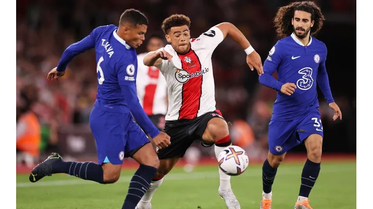 Chelsea no levanta cabeza en la Premier