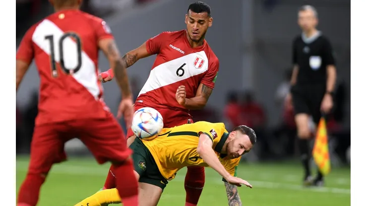 Miguel Trauco busca club