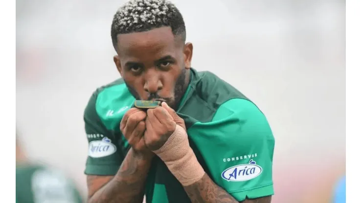 "Jefferson Farfán podría jugar diez minutos"