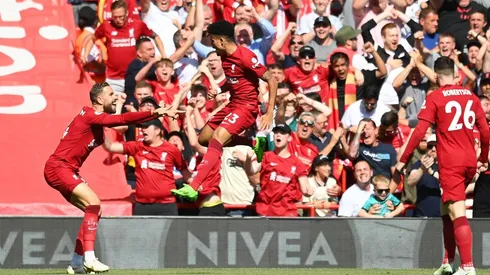 Luis Díaz marcó de cabeza