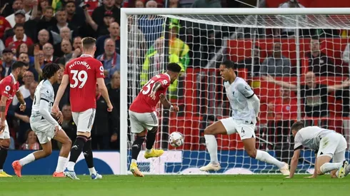 Sancho abrió la cuenta en Old Trafford