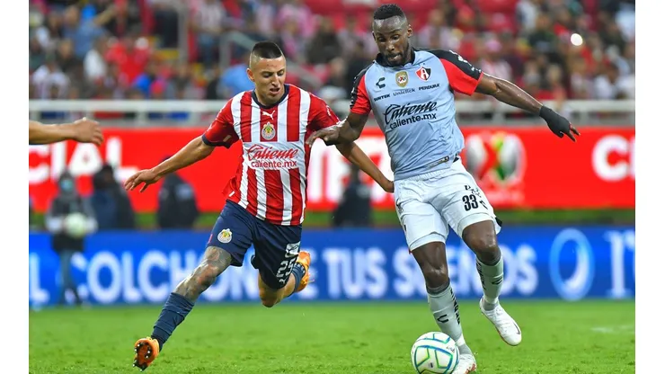 El clásico tapatío quedo igualado 1-1 en cancha de las Chivas de Guadalajara. Foto: Mediotiempo