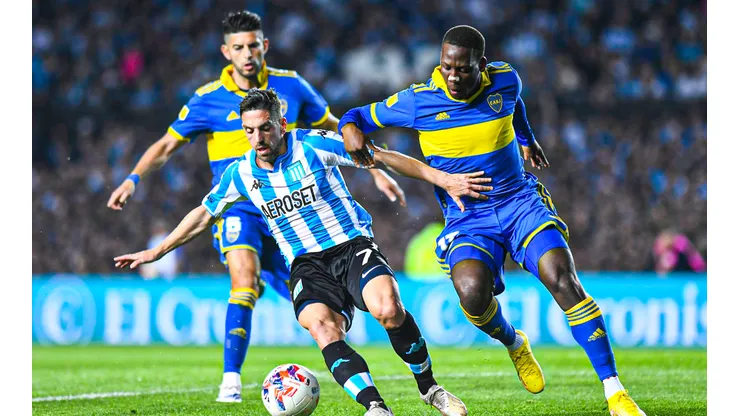Los peruanos jugaron como titulares en el 'Xeneize'.