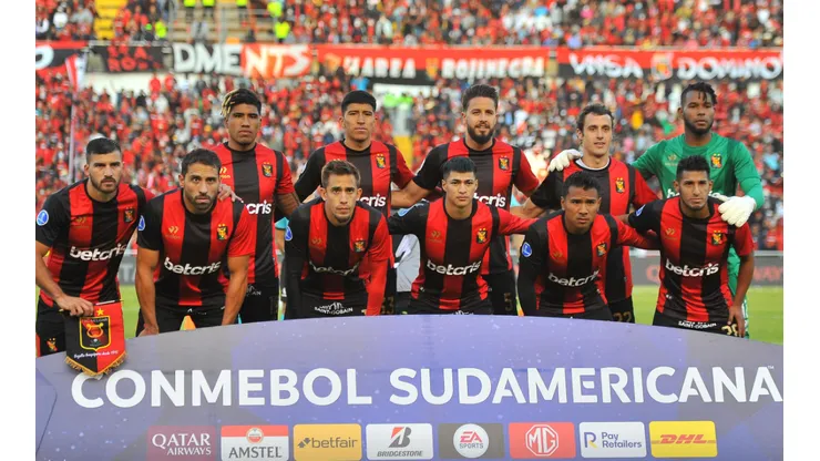 Alineación titular de FBC Melgar para enfrentar a Inter de Porto Alegre