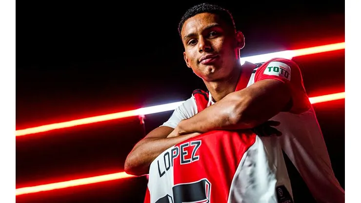 Lluvia de millones: ¿Cuánto ganará Marcos López en el Feyenoord? (Foto: Twitter Feyenoord)