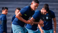 Yordi Vílchez sostuvo que su representante viene negociando con Alianza Lima para la extensión de su contrato. Foto: GLR